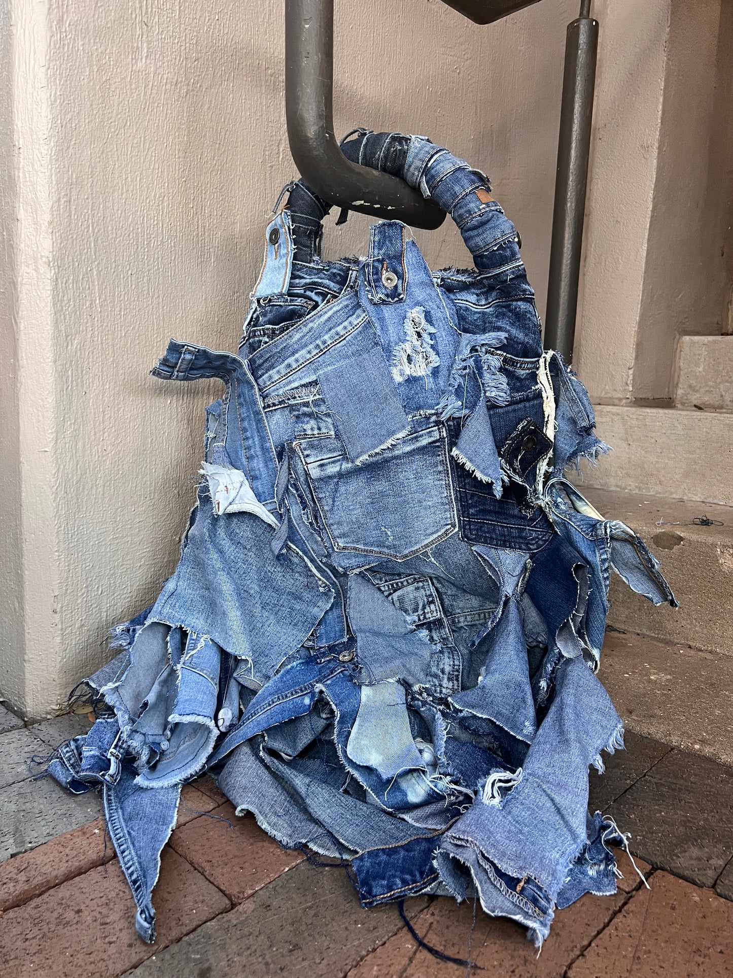 Las Vegas Traveling Ugly Denim Seen Queen Bag