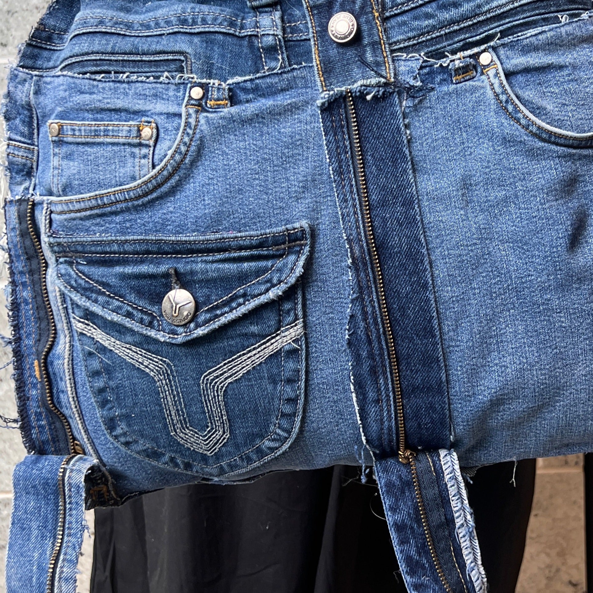 Funky Pockets Ugly Denim Grunge Bag: Weird Back Style