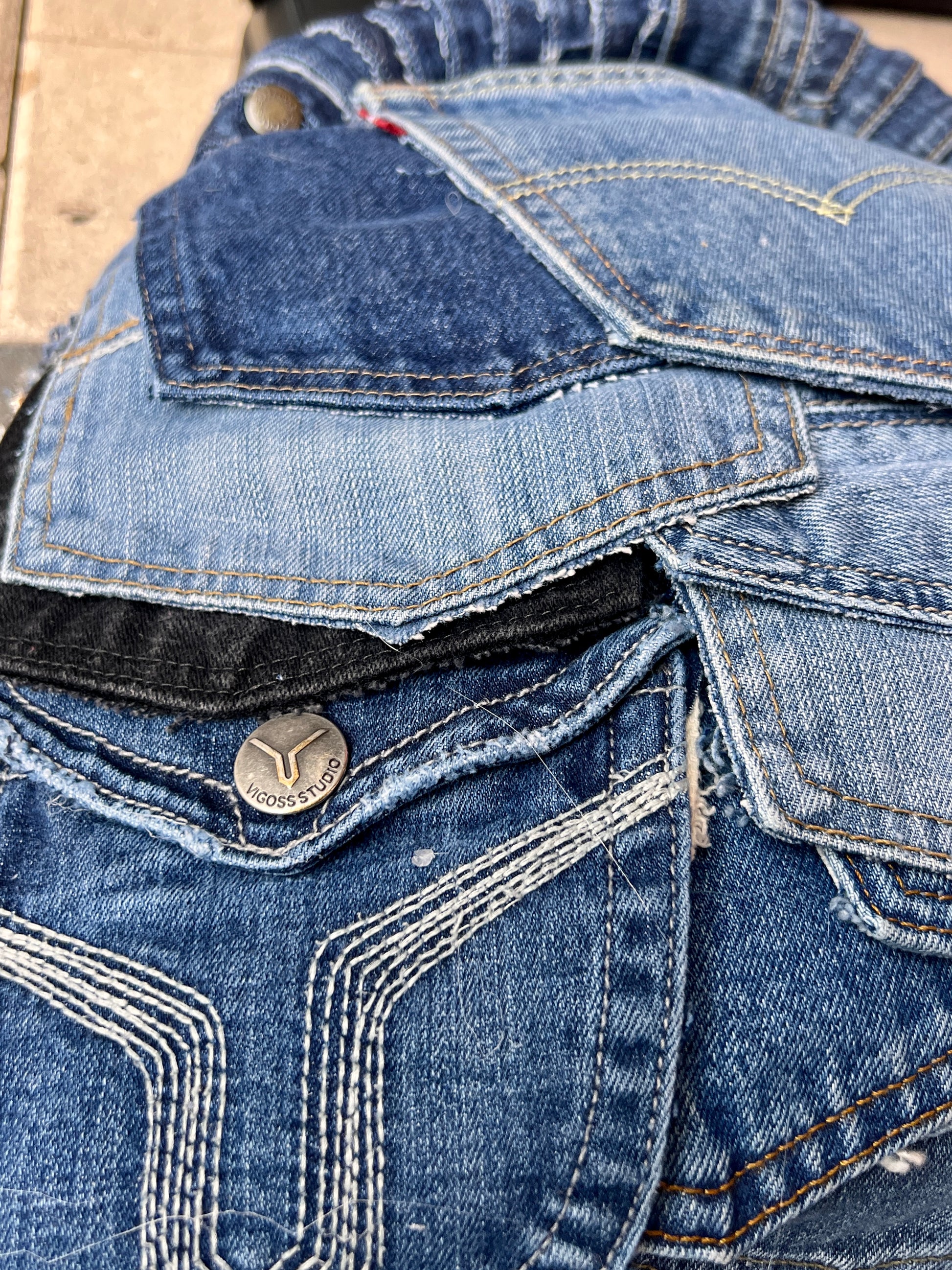 Funky Pockets Ugly Denim Grunge Bag: Weird Back Style