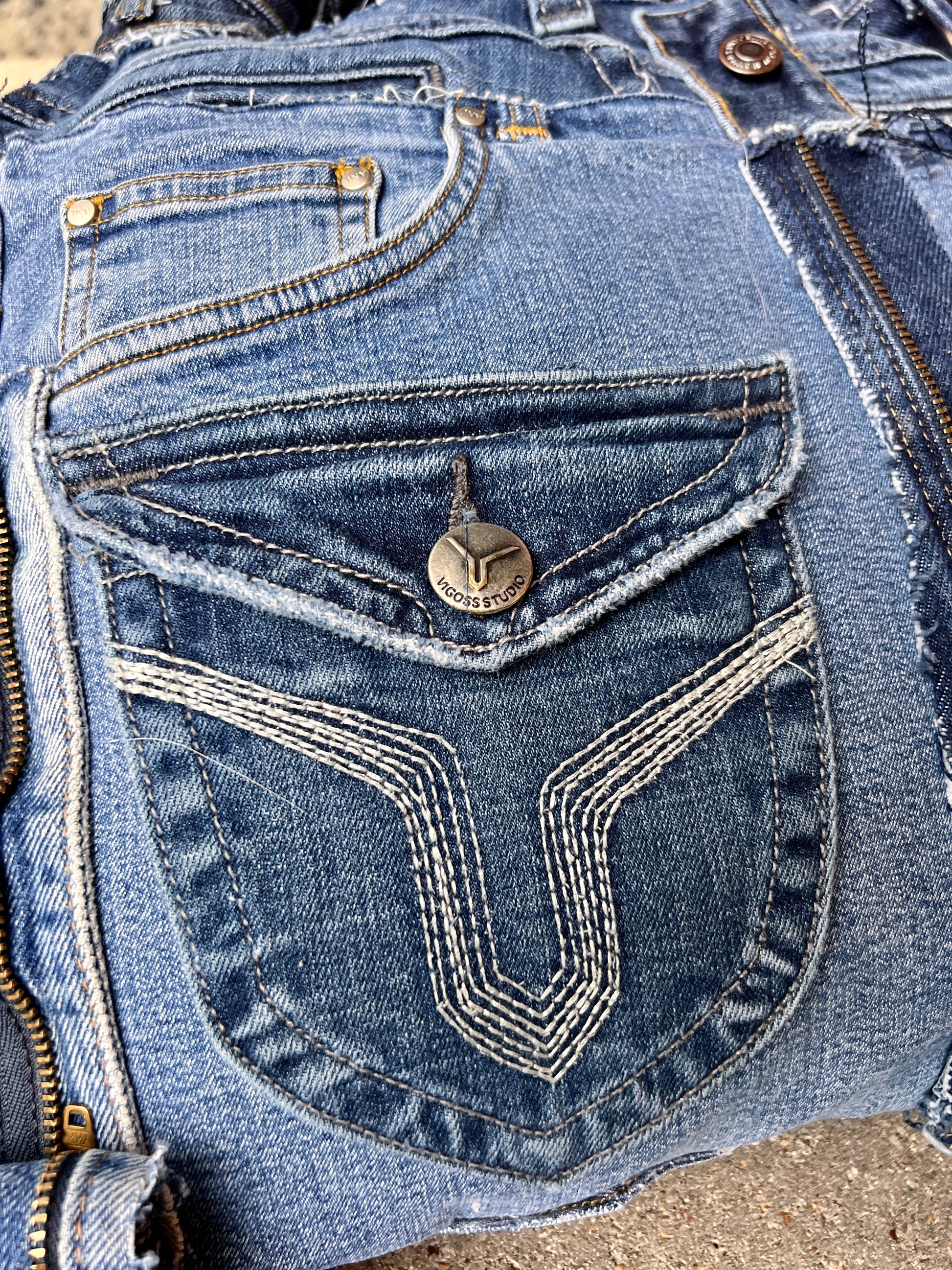 Funky Pockets Ugly Denim Grunge Bag: Weird Back Style