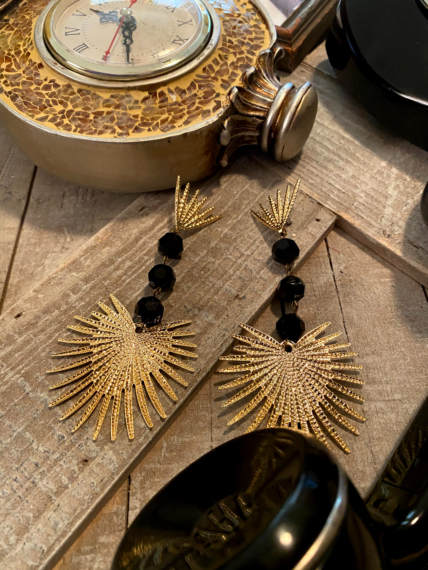 Becoming 70's Funk Retro Fan Earrings