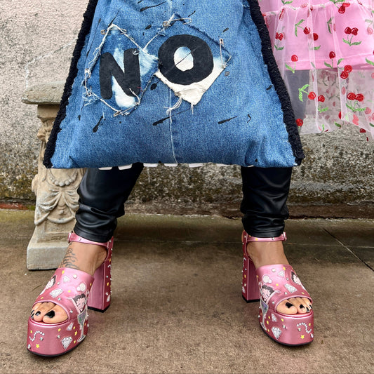 NO Funky Grunge Denim Jean Stuff And Go Bag