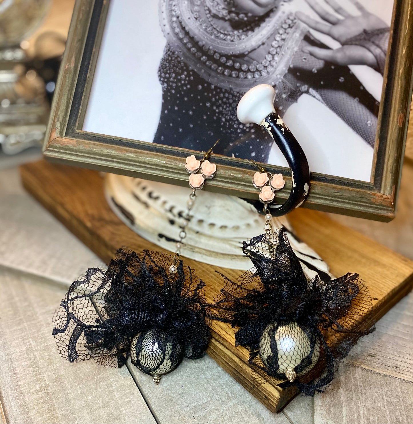 Black Gothic Lace Pearl Dangle Earrings / Victorian Women Jewelry